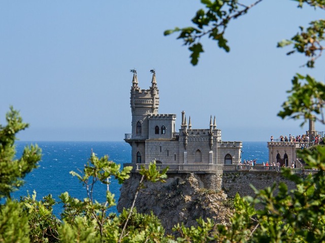 Пять дворцов ЮБК из Алушты — фото 3