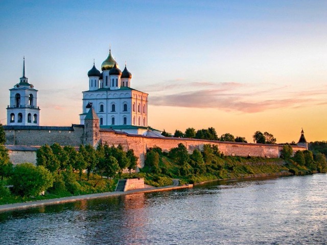 Обзорная пешая экскурсия «Первое знакомство с Псковом» — фото 3