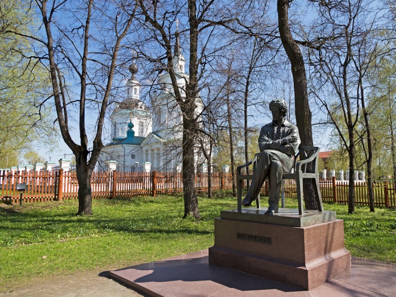 Индивидуальная экскурсия в Большое Болдино из Нижнего Новгорода - индивидуальная экскурсия в Нижнем Новгороде на машине гостей длительностью 12 часов с количеством участников до 5 человек цена экскурсии 18300₽