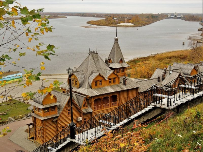 Обзорная экскурсия в город-музей Городец из Нижнего Новгорода - индивидуальная экскурсия в Нижнем Новгороде на машине гида длительностью 8 часов с количеством участников до 3 человек цена экскурсии 18000₽