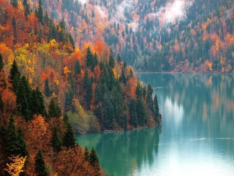 Осенняя Рица