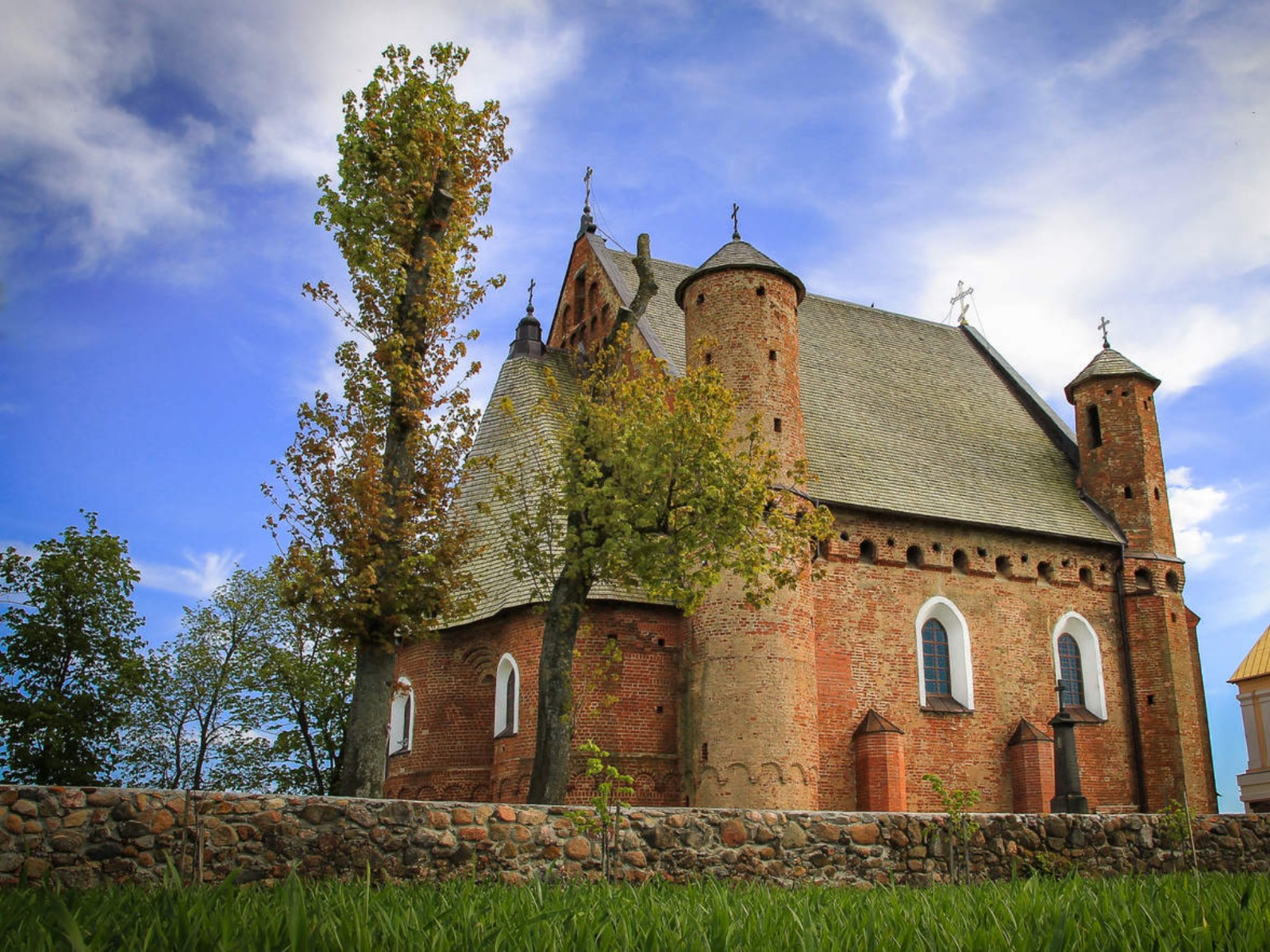 Церковь Святого Архангела Михаила в деревне Сынковичи