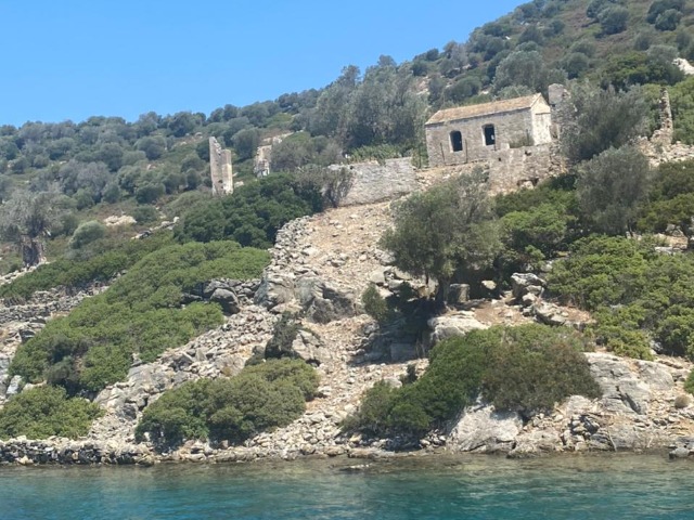 Групповая прогулка на катере по островам Эгейского моря — фото 3