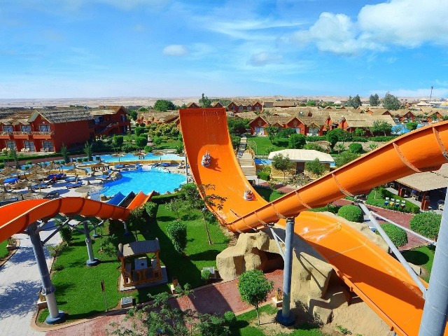 Обзорная экскурсия в группе в аквапарк Jungle Aqua Park в Хургаде — фото 3