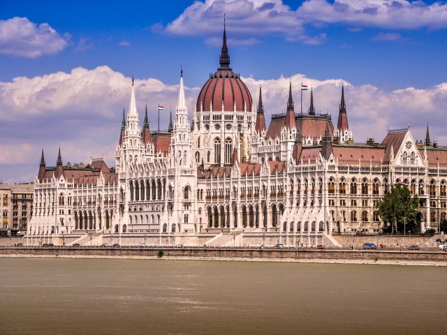 Парламент