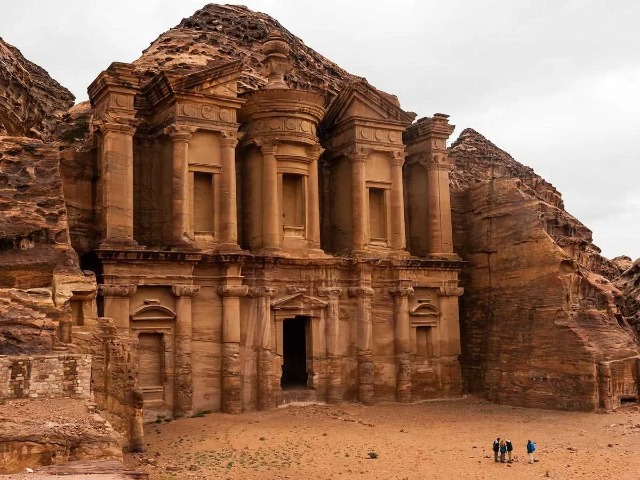 Обзорная экскурсия в группе в Петру из Шарм-эль-Шейха — фото 3