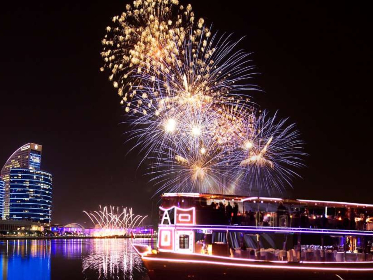 Новогодний круиз по Дубайскому каналу с ужином | Цена 468$, отзывы, описание экскурсии