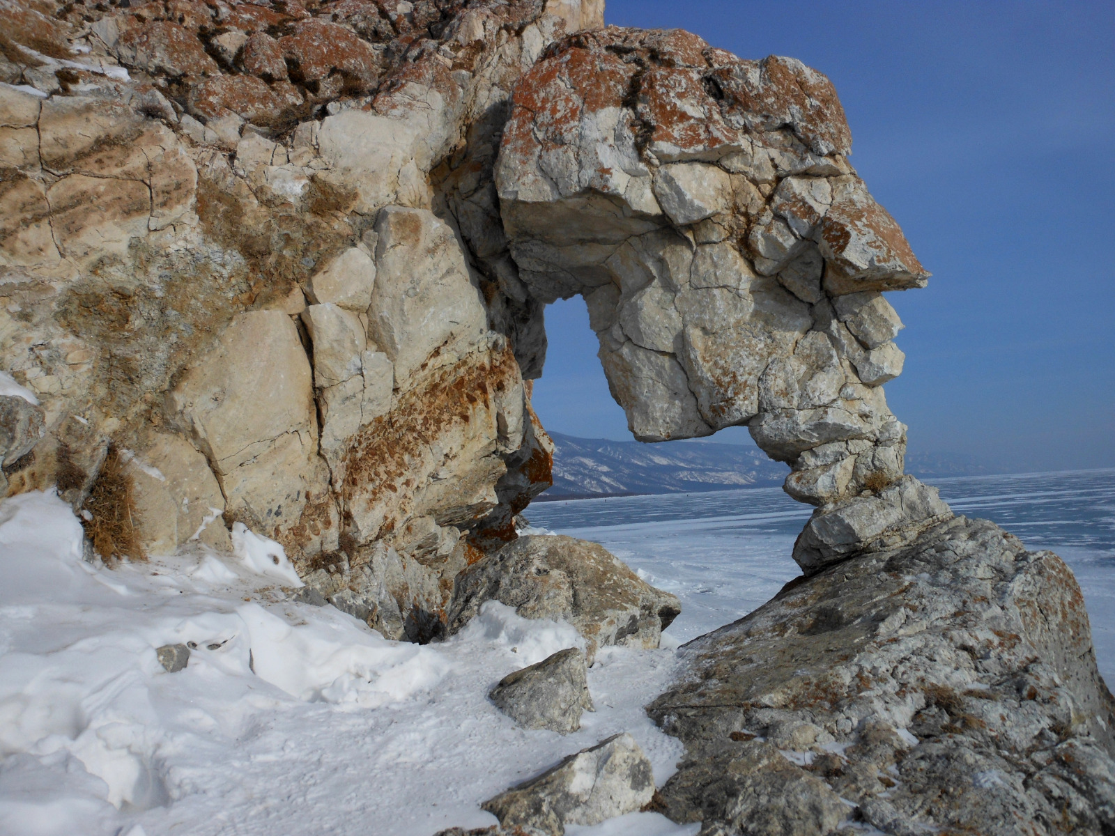 Каменная арка   