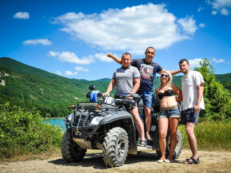 Туристы guidego.ru