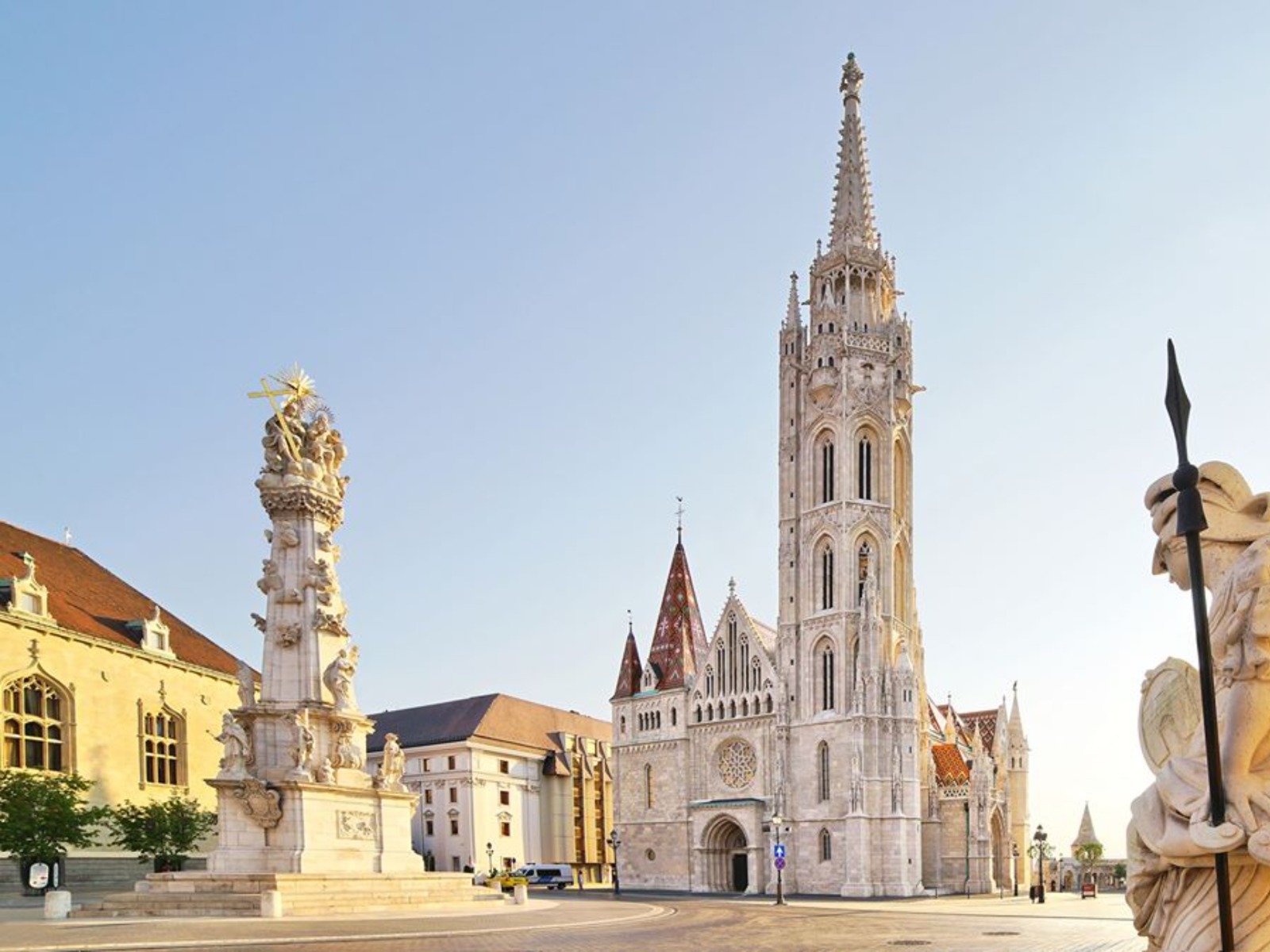 Площадь Святой Троицы в Будапеште  