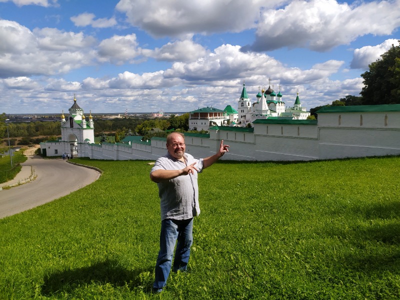 Показываю город туристам guidego.ru