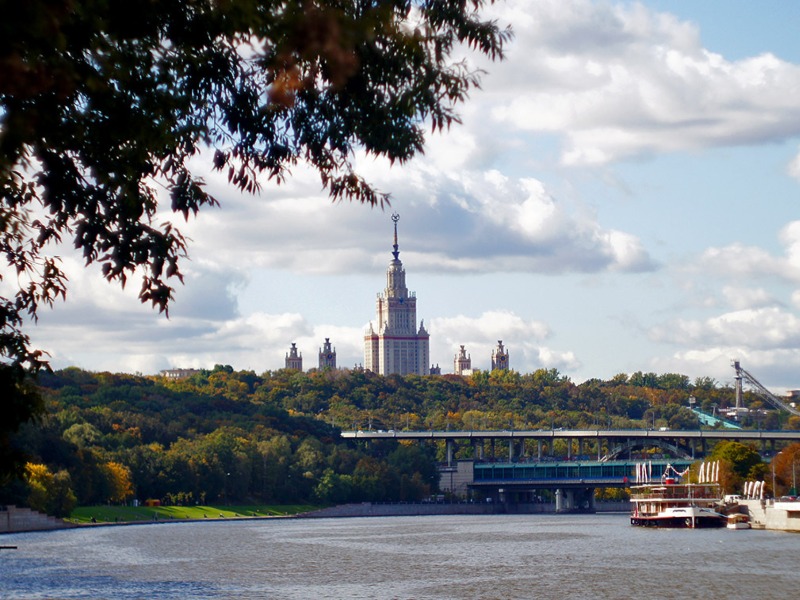 Воробьевы горы — Москвы венец зеленый - индивидуальная экскурсия в Москве пешком длительностью 3.5 часа с количеством участников до 15 человек цена экскурсии 6300₽