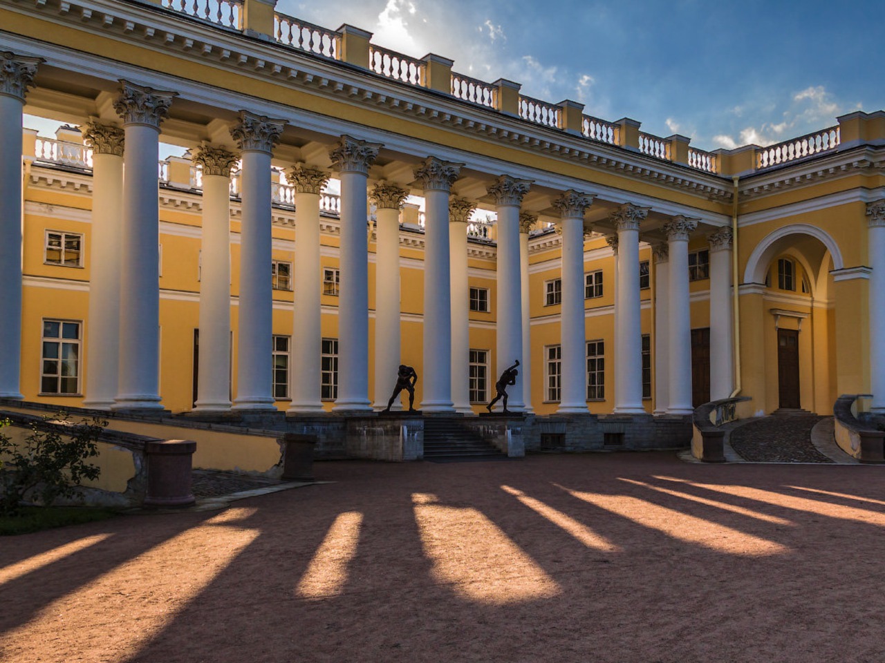 В Александровский дворец и парк на автомобиле | Цена 11000₽, отзывы, описание экскурсии