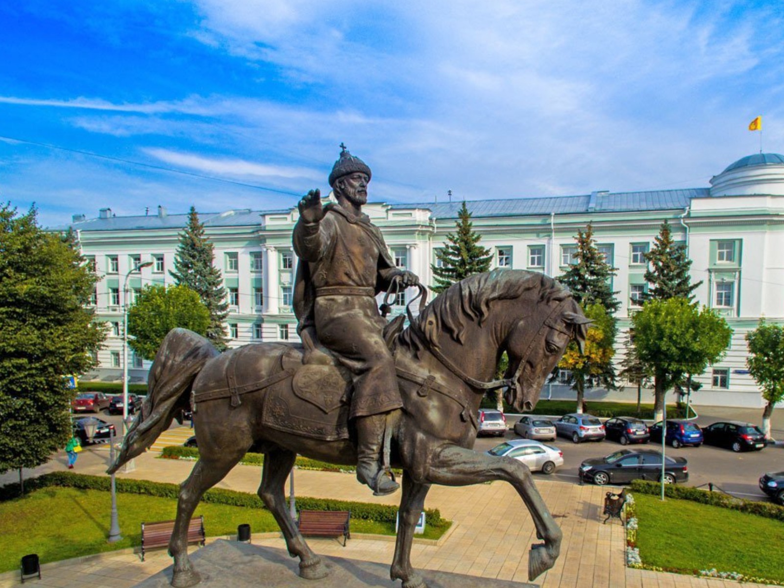 Монумент  