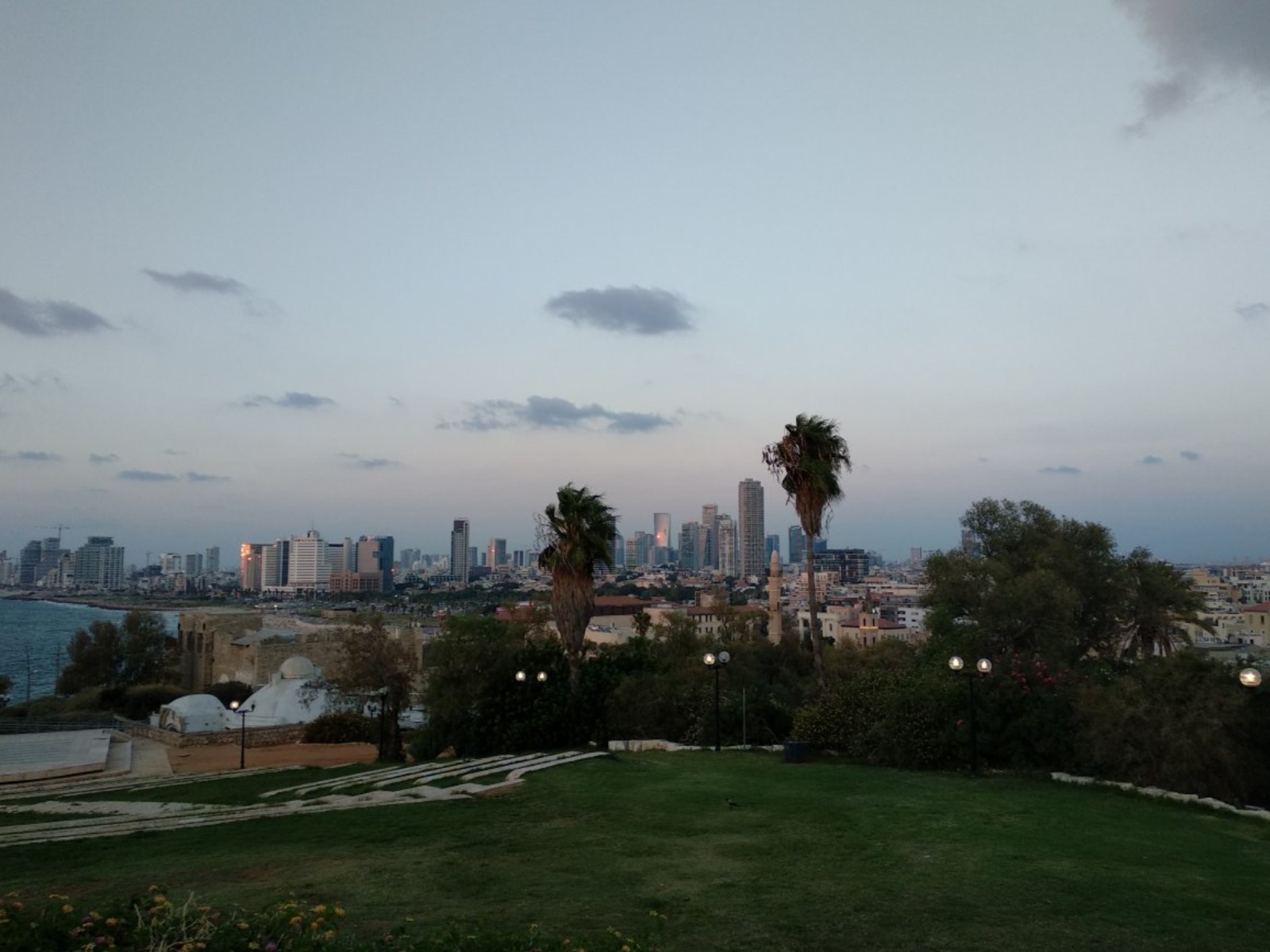 Тель-Авив  