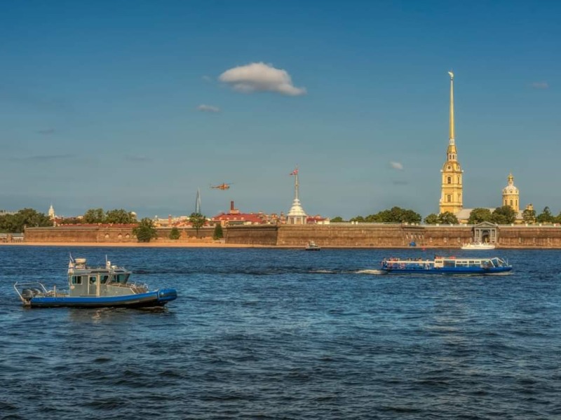 Петропавловка, одетая в гранит