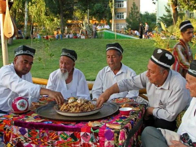 Гастрономический тур «All you need is plov» с мастер-классом — фото 2
