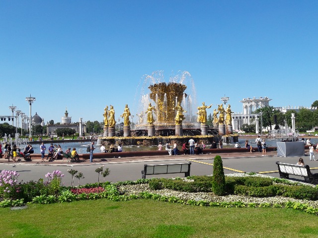 Экскурсия по московской ВДНХ: советское наследие — фото 3