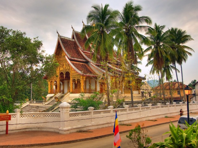 Лаос — сердце Индокитая: тур из Бангкока