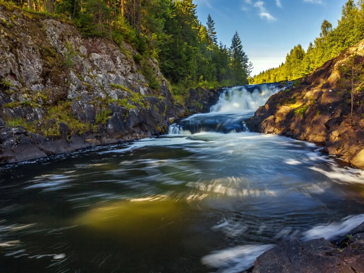 Кивач — 2-й по величине равнинный водопад Европы | Цена 12000₽, отзывы, описание экскурсии