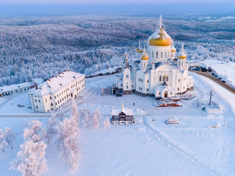 Индивидуальная экскурсия из Перми: Уральский Афон на Белой горе - индивидуальная экскурсия в Перми на машине гида длительностью 5 часов с количеством участников до 4 человек цена экскурсии 11800₽