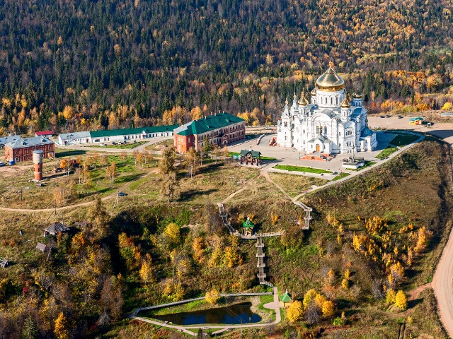 Экскурсия в Свято-Николаевский Белогорский мужской монастырь — фото 3