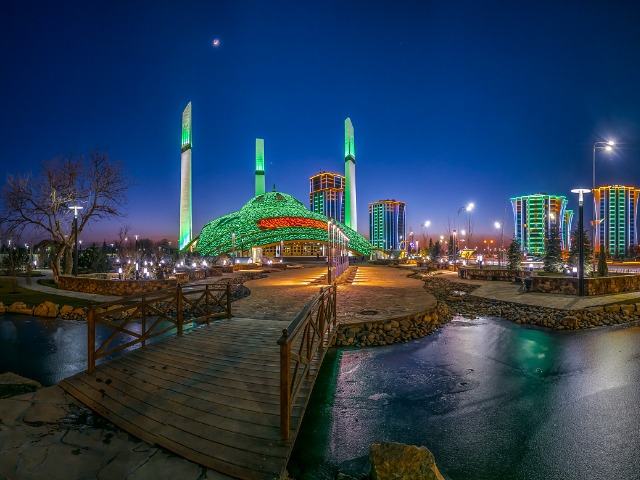 Вечерние мечети — краса и гордость Чечни!
