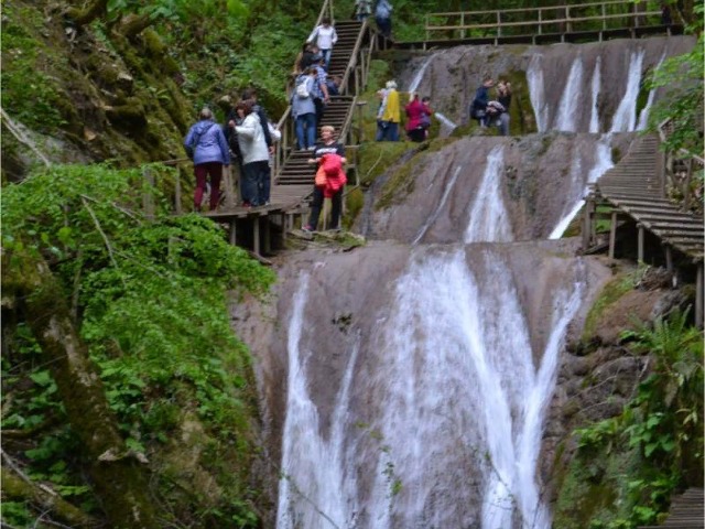 Сочинская классика: Долина легенд + 33 водопада — фото 2