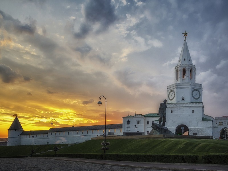 Вечером