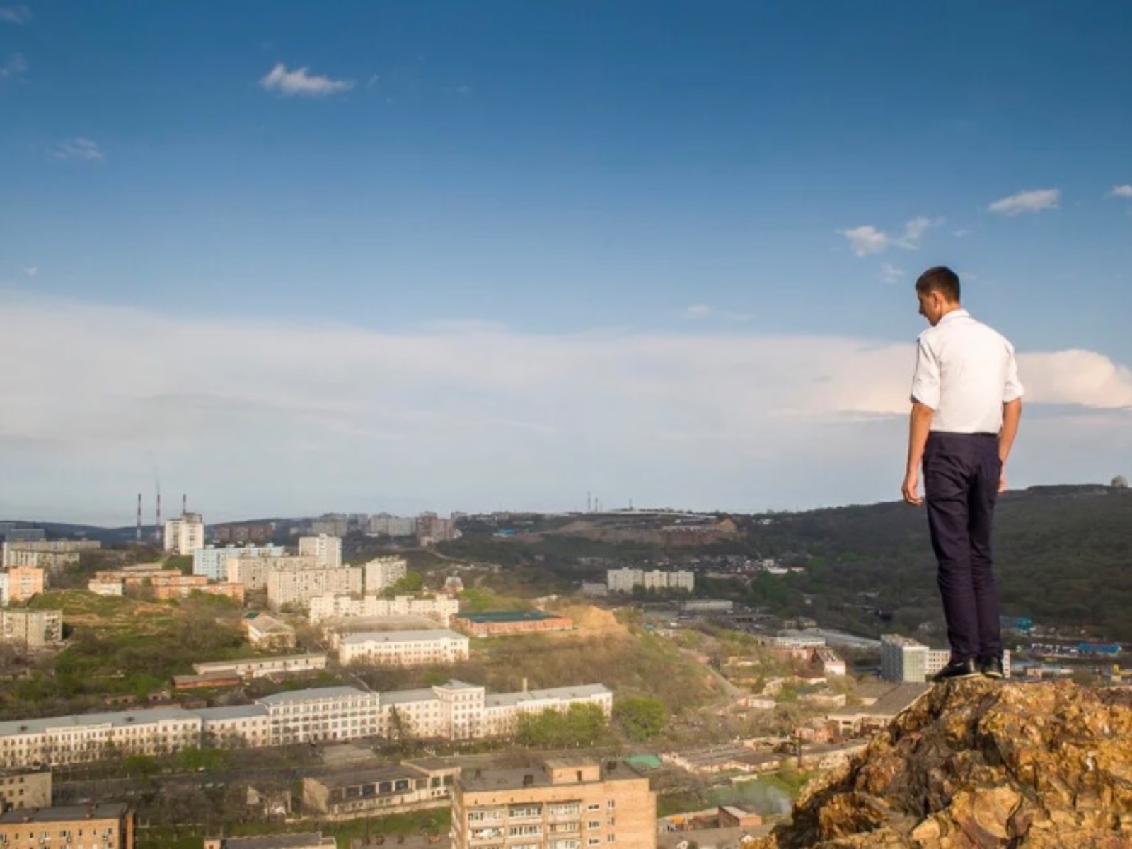 Сопка Бурачка с потрясающим видом на город guidego.ru