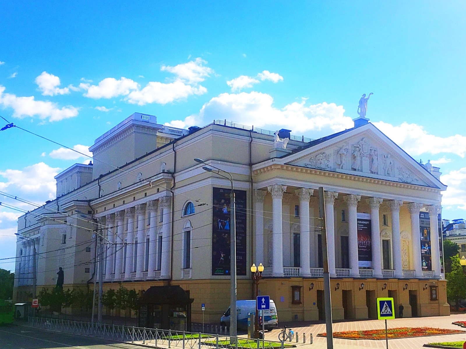Театр оперы и балета имени Мусы Джалиля guidego.ru