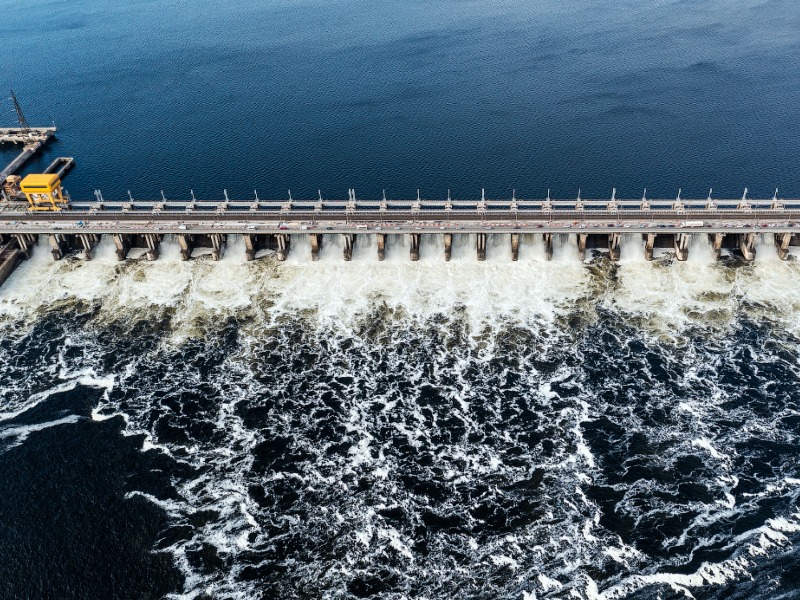 Водосливная плотина  