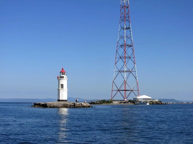 Обзорная прогулка во Владивостоке на катере — фото 3