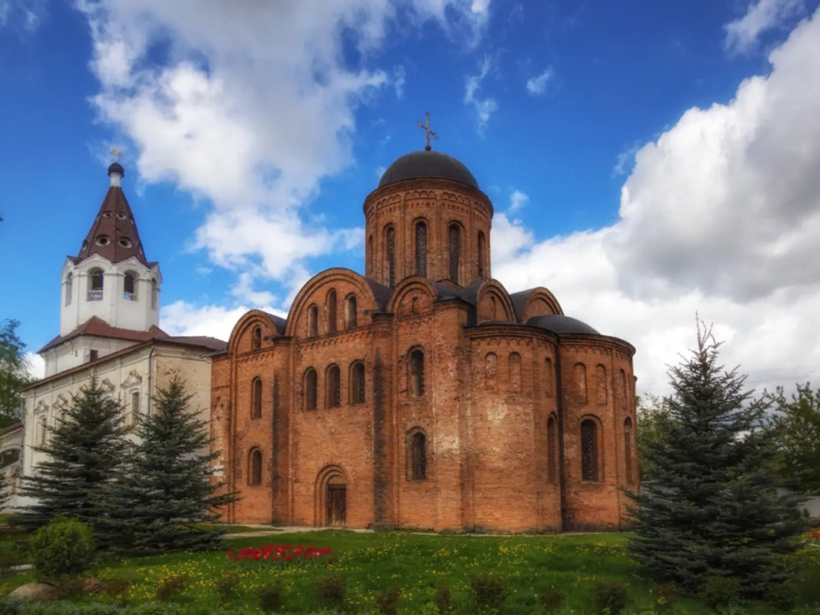 Церковь Петра и Павла (XII век) guidego.ru