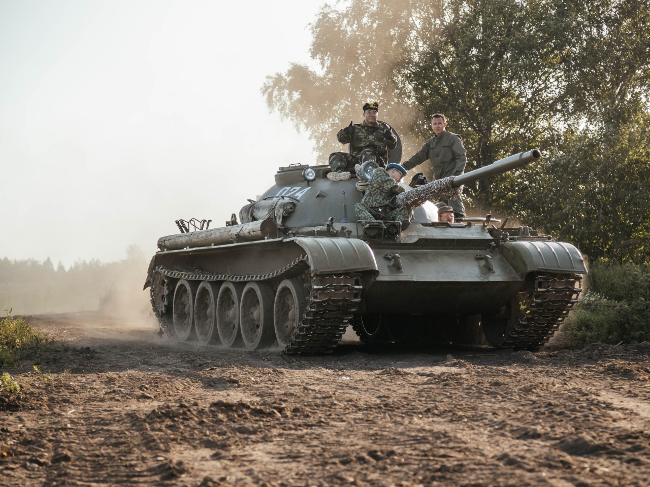 Экскурсия на танке Т-55 по историческим местам | Цена 44000₽, отзывы, описание экскурсии