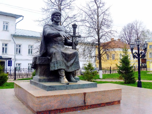 Индивидуальная пешая экскурсия в Костроме — фото 2