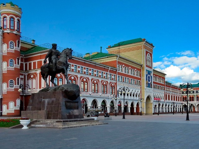 Обзорная экскурсия в Йошкар-Олу из Казани в группе — фото 2