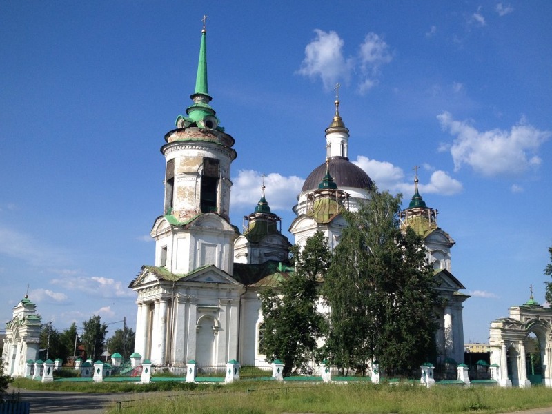 Храм