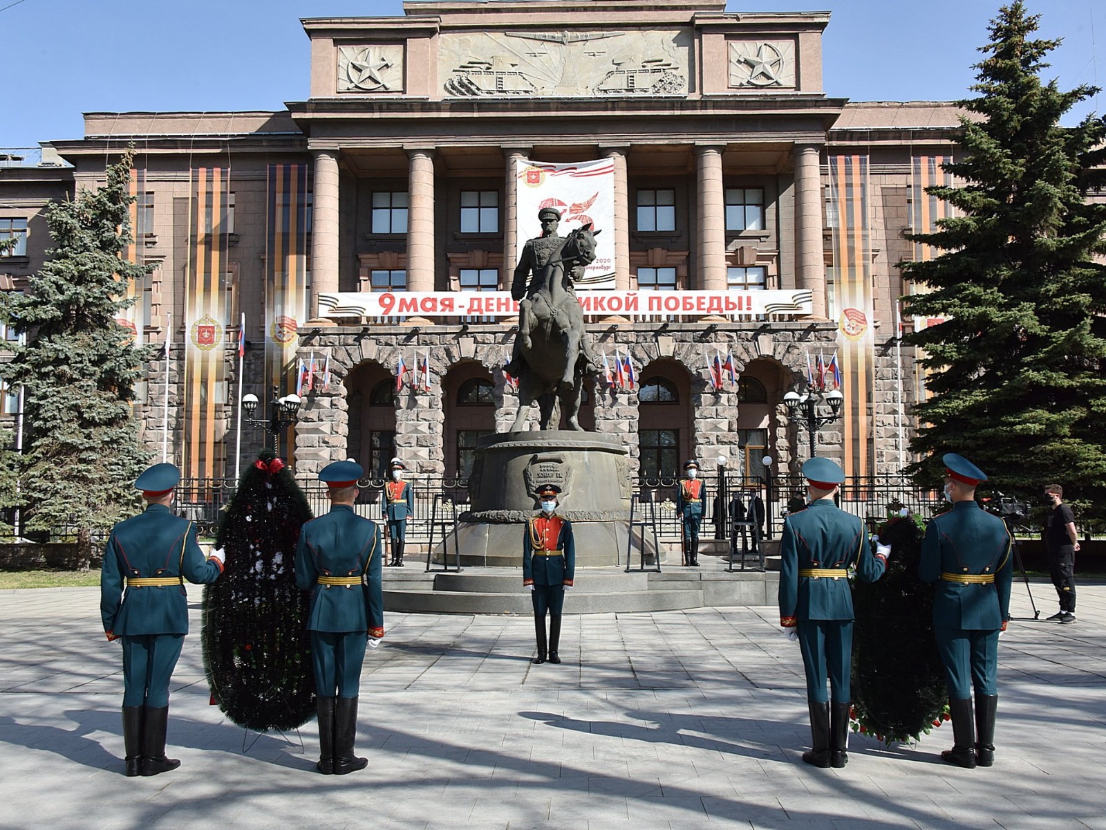 Памятник маршалу Жукову  