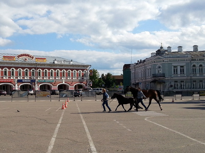 На Успенской площади