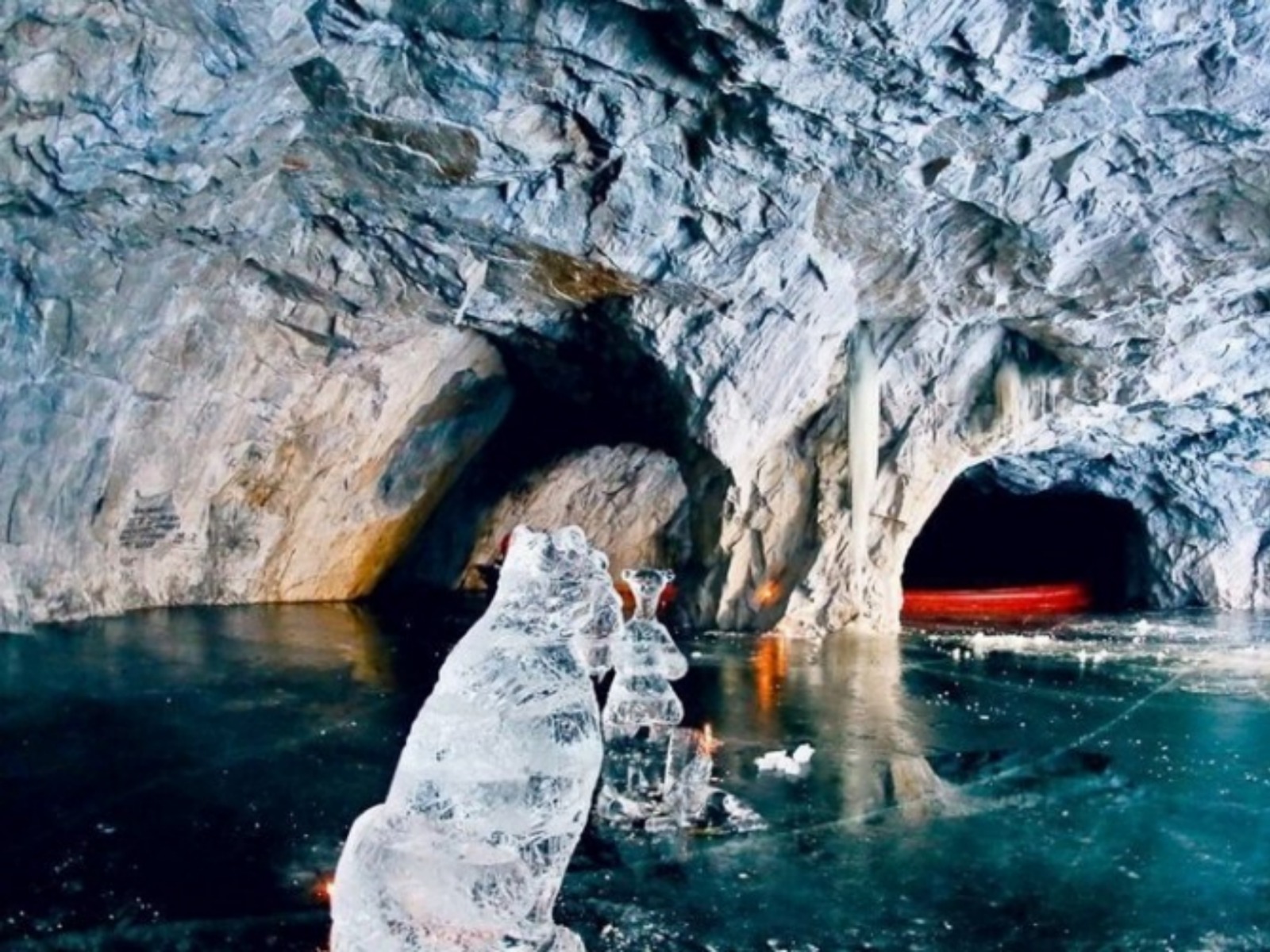 Пещеры  