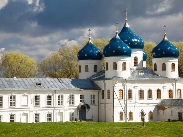 Витославлицы и Юрьев монастырь одним днём