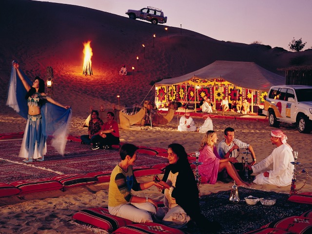 Ужин у бедуинов с ярким шоу + катание на верблюдах