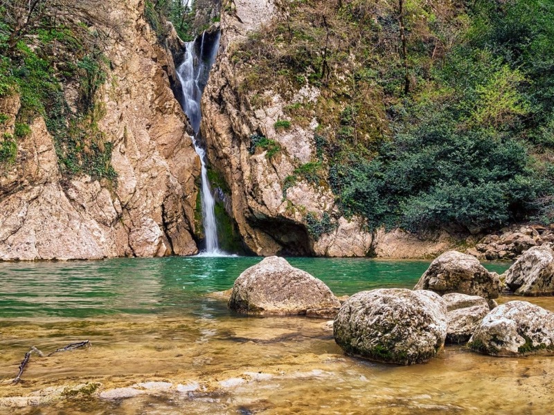Агурские водопады