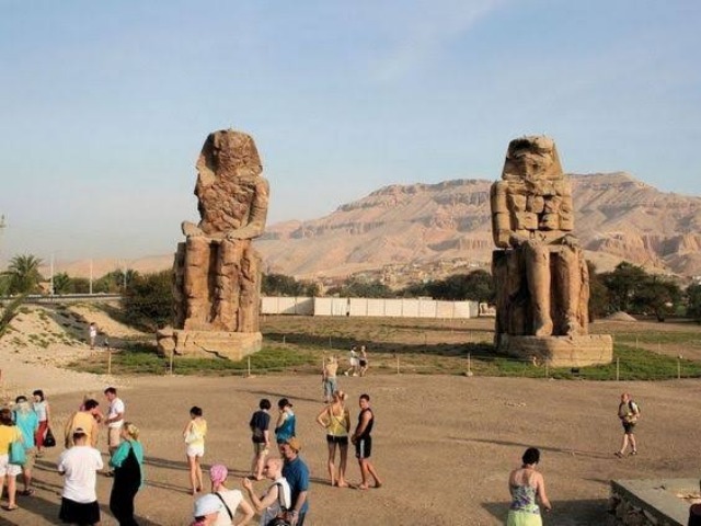 Обзорная экскурсия из Хургады в Луксор с посещением Долины Царей — фото 3