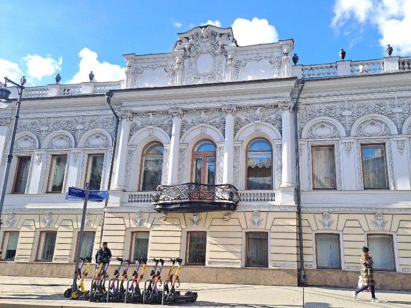 Роскошная Пречистенка - индивидуальная экскурсия в Москве пешком длительностью 2 часа с количеством участников более 20 человек цена экскурсии 9400₽