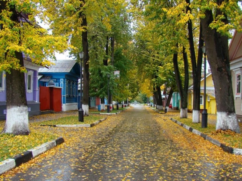 Одна из центральных улочек Городца - Андрея Рублёва
