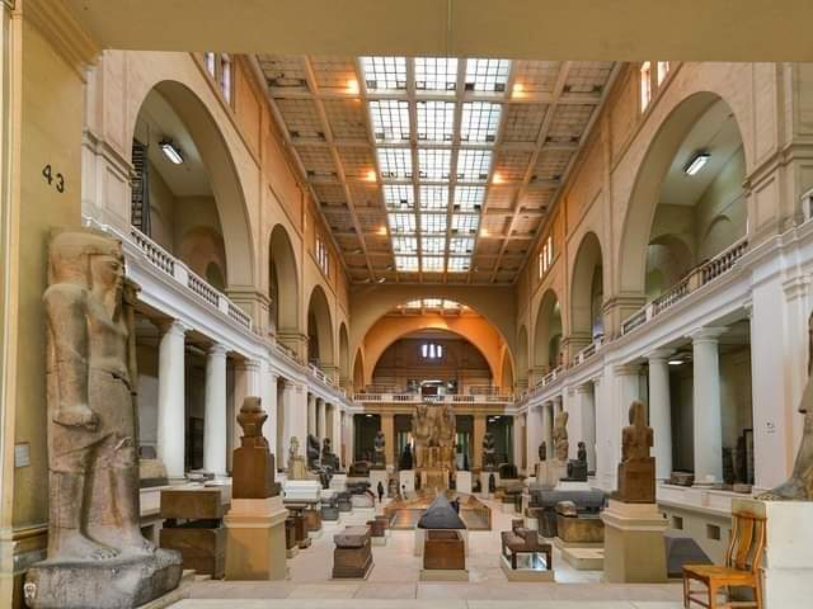 Главный зал в Египетском музее  