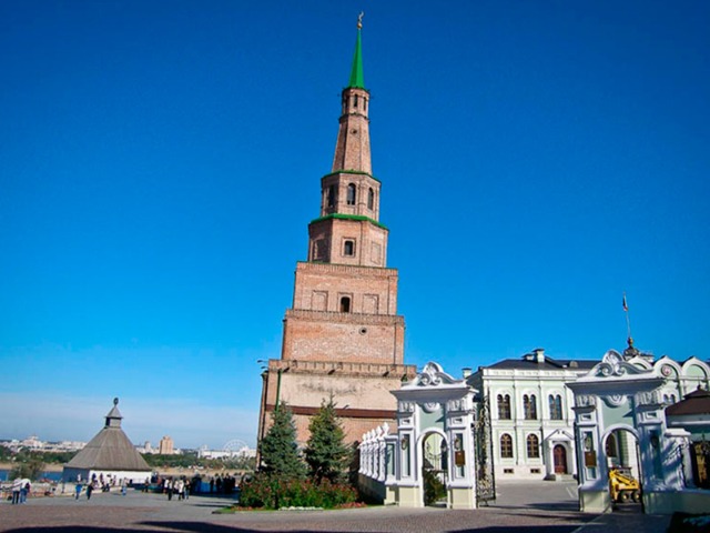 Обзорная экскурсия по Казанскому кремлю: сердце Татарстана — фото 2