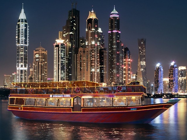 Круиз по Дубай-Марине на корабле “Александра”